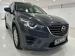 Mazda CX-5 SkyActive-G 2.0 LED 2016 Grey Rear Entertainment